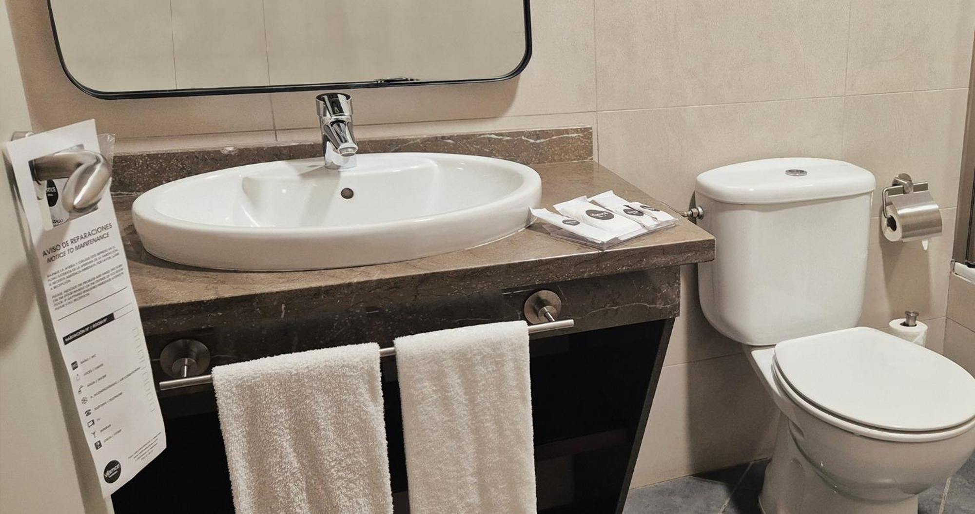 Hotel Vertice Sevilla Aljarafe 4*