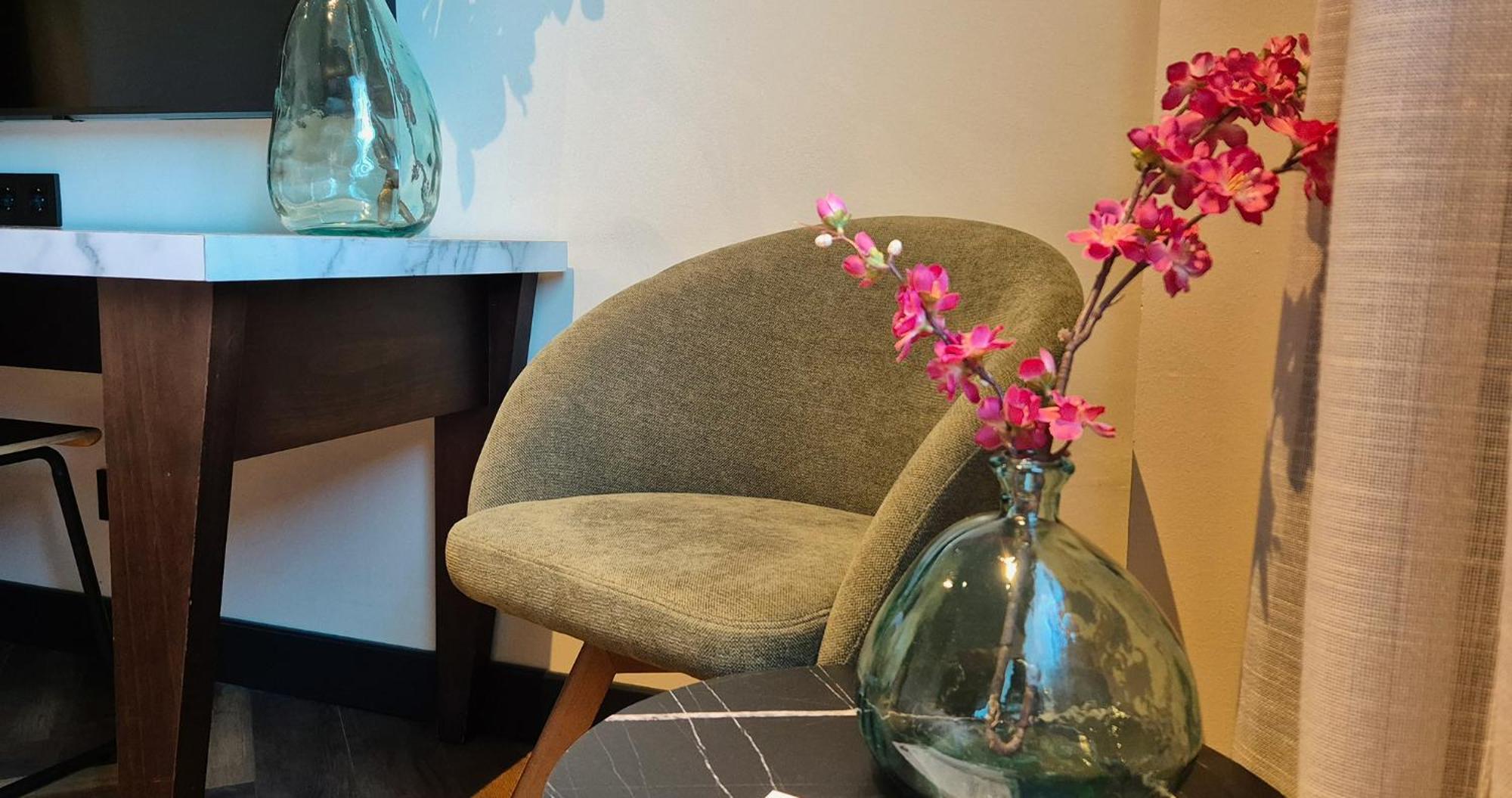 Hotel Vertice Sevilla Aljarafe 4*